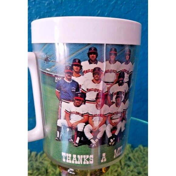 Vinatge Texas Rangers Collector Mugs, Key Chains and Pen - Picture 12 of 16